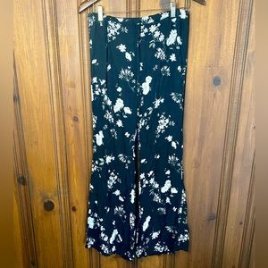 Brandy Melville Wide Leg Pants Lightweight Pants Black Floral One Size Boho